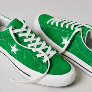 Converse One Star Pro 95 Sneaker, Retail $80.00US, Color  Green/Vintage White